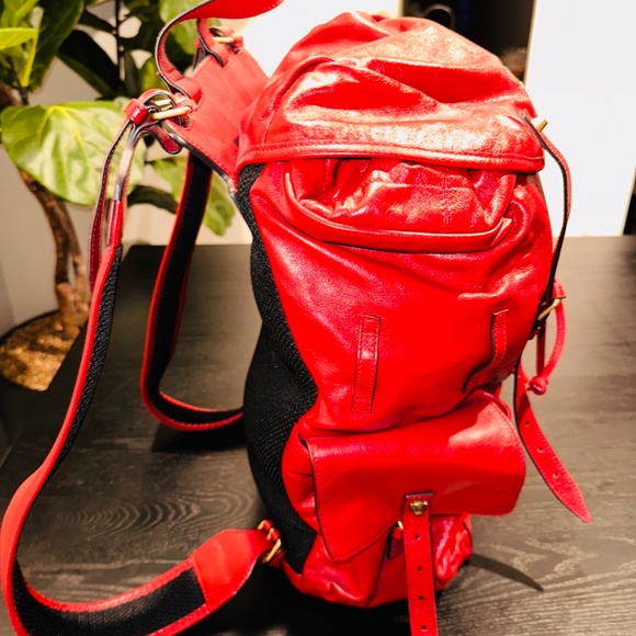 GUCCI 526908 GG Marmont Liber Taiga Cat Head Backpack Leather Red main image 9